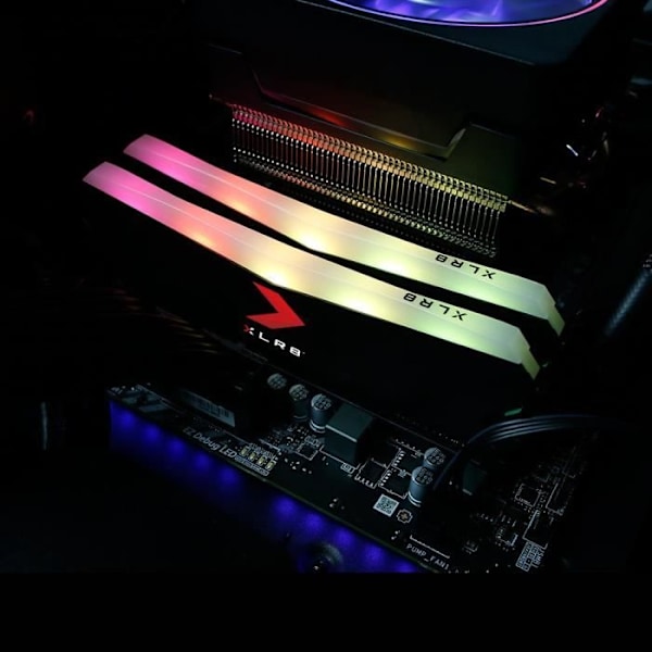RAM-hukommelse - PNY - XLR8 Gaming EPIC-X RGB DIMM DDR4 3200MHz 2X16GB - (MD32GK2D4320016XRGB)