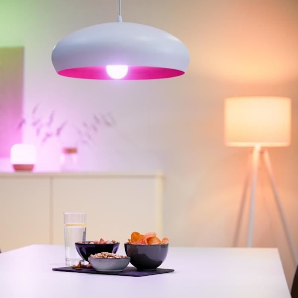 WiZ farvet smart pære E27 100W