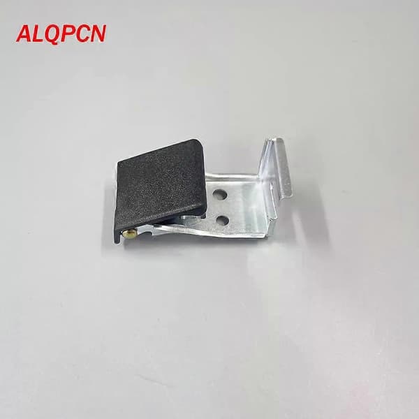 Passar till Isuzu Holden D-Max Dmax Pickup 2003-2011 Spak Motorhuv Plast oem 8-97333142-0 handle with cable