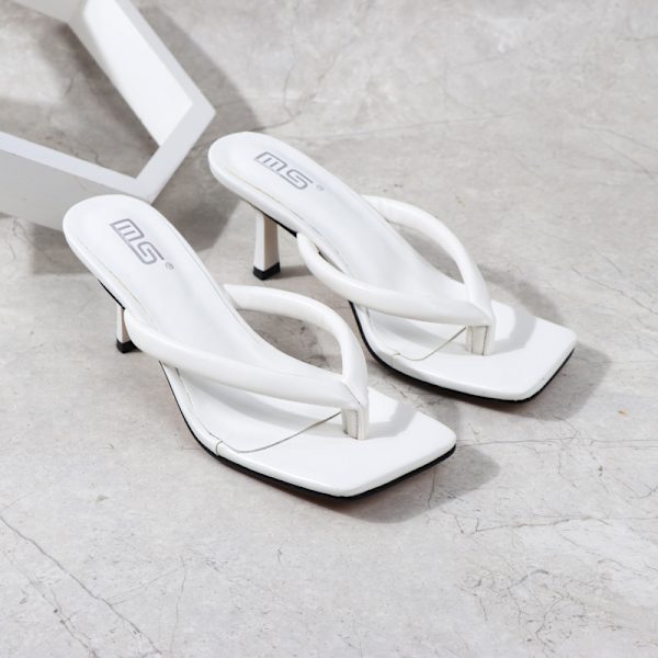 Stiletto-kantaiset ulkoilmakäyttöön tarkoitetut naisten sandaalit, yksivärinen, suuri koko, avoin varvas White 40