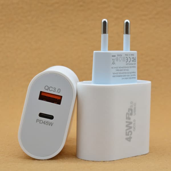 Dubbel USB-C Snabbladdare för iPhone 11/12/13/14,15, Samsung Vit
