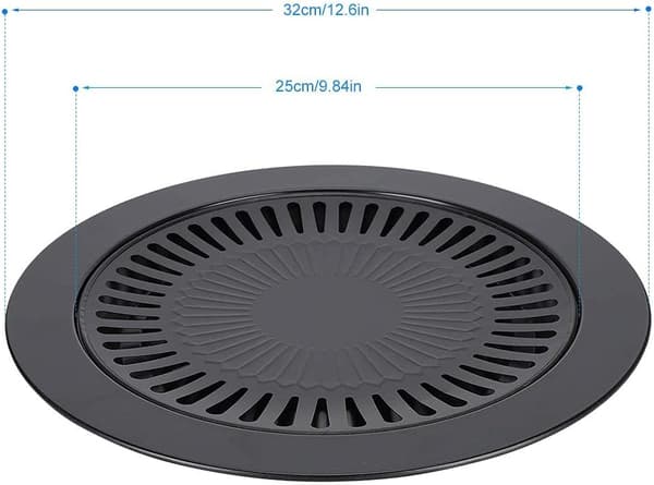 Sæt med runde koreanske støbejerns non-stick grillpander med stativ.