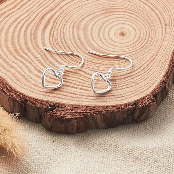 Hängande hjärtörhängen i sterlingsilver