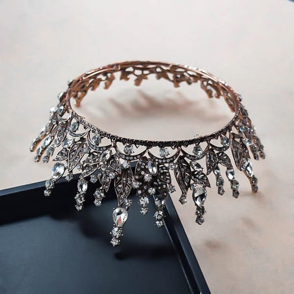Dronningkrone for kvinner, bryllupskrone for brud, gotisk tiara-hodeplagg, rhinstein mørke hårtilbehør til bursdag cosplay fest ball halloween