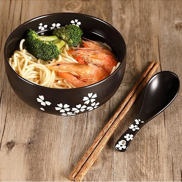 Svart Keramikskål med Lock, Sked, Ätpinnar för Soppa, Ris, Nudlar. Japansk Traditionell Stil Porslin.