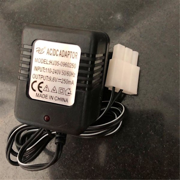 Oplader til 9.6V Ni-Cd Ni-MH Batteri Input AC 110V-240V Output 9.6V 250mA