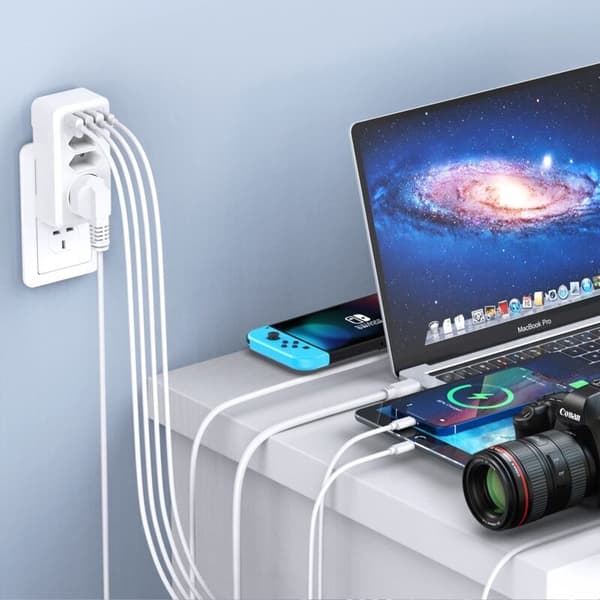 7-i-1 reseadapter med 3 USB- och USBC-portar, brittisk adapter, brittisk kontakt, brittisk typ G-adapter