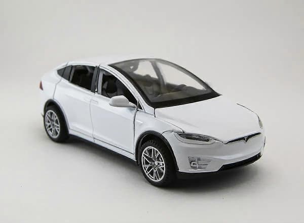 Automalli Tesla Model X SUV-seoslelu, lasten lahja