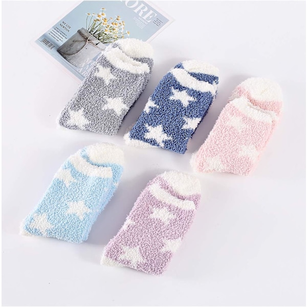 Pehmeät ja lämpimät tossusukat naisille - Superpehmeät mikrokuidut, mukavat nukkumissukat, 6 tai 5 paria 5 Pairs Colorful Star