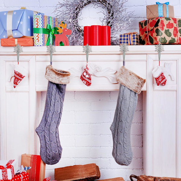 12 stycken snöflinga julstrumpehållare för mantel Julstrumpor krokar strumpehållare strumpehållare (silver)