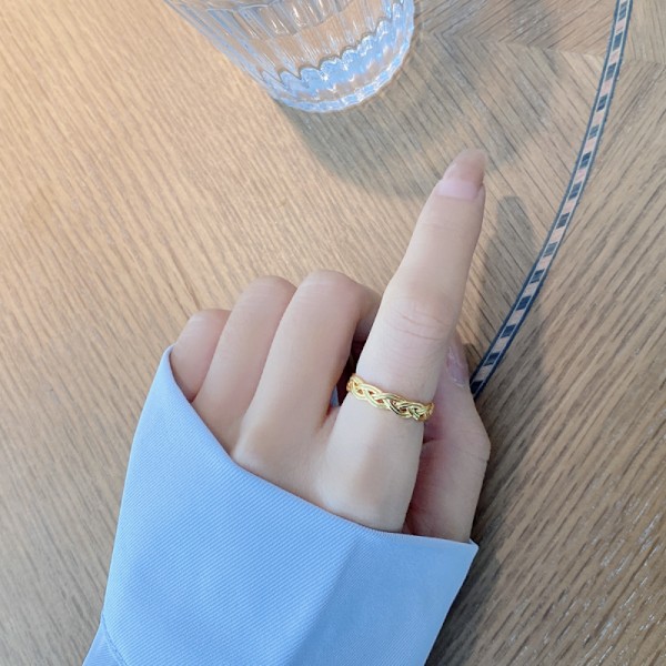Enkel flätad ring, guld, 1 styck