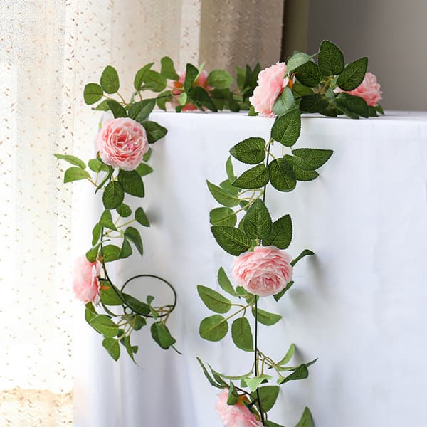 Kunstig blomsterranke, hvit, 1 stk. White