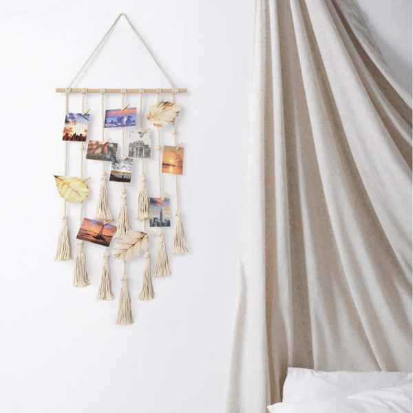 Makramé Väggbonad med 25 Träklämmor Boho Fotovisning Fransdekor för Vardagsrum Sovrum Present