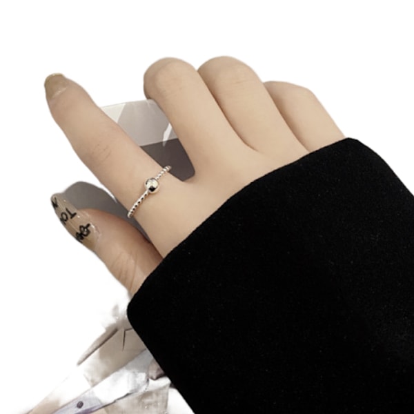Enkel ring med kula, silver, 1 styck