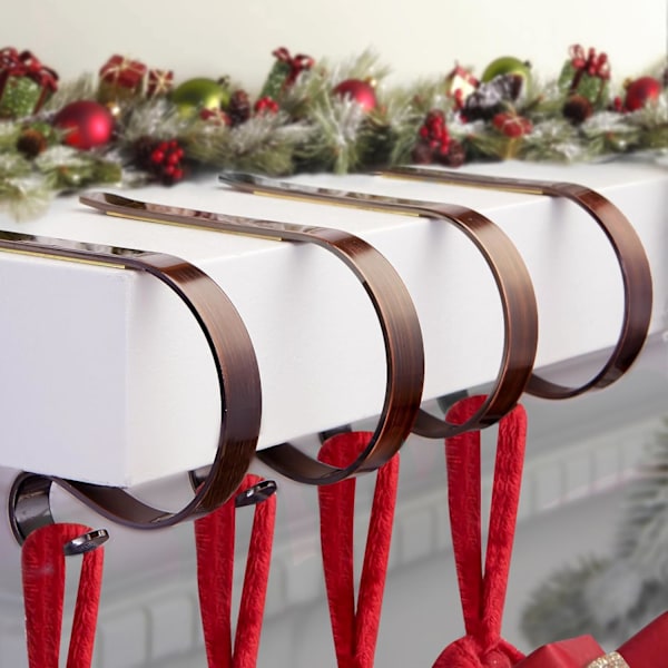 Julstrumporhållare för Mantel Set 4, Skyddande Kuddar Julstrumporhållare för Spismantel, Fleranvändningsbara Strumpkrokar för Mantel A