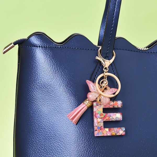 Mode Alphabet Initial Bogstav Nøglering Tassel Butterfly Vedhæng Nøglering til Pung Håndtasker Kvinder Pige Pink Butterfly Letter E