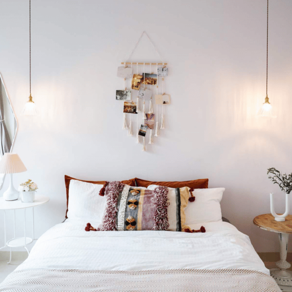 Makramé Väggbonad med 25 Träklämmor Boho Fotovisning Fransdekor för Vardagsrum Sovrum Present