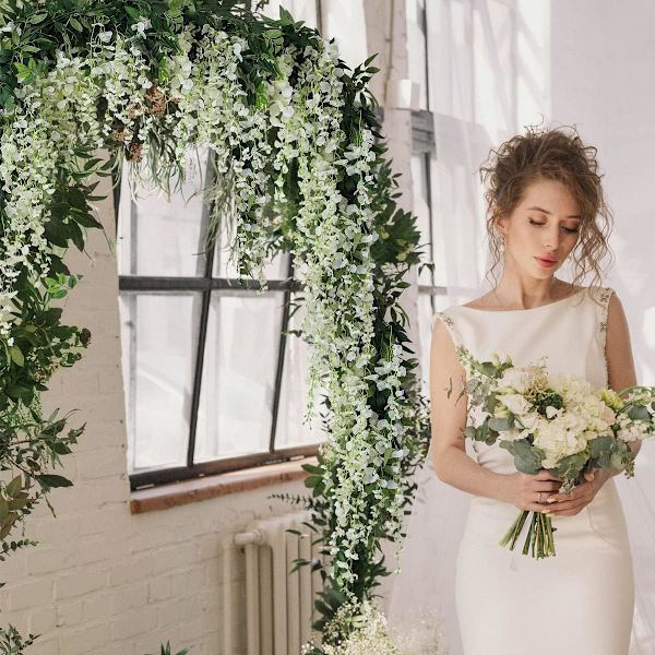 2 x 7 fot Konstgjord Wisteria Vinranka Girlang Konstgjorda Blommor Wisteria Girlangar för Utomhus Inomhus Bröllop Vägg Badrum Dekoration (Lila) White