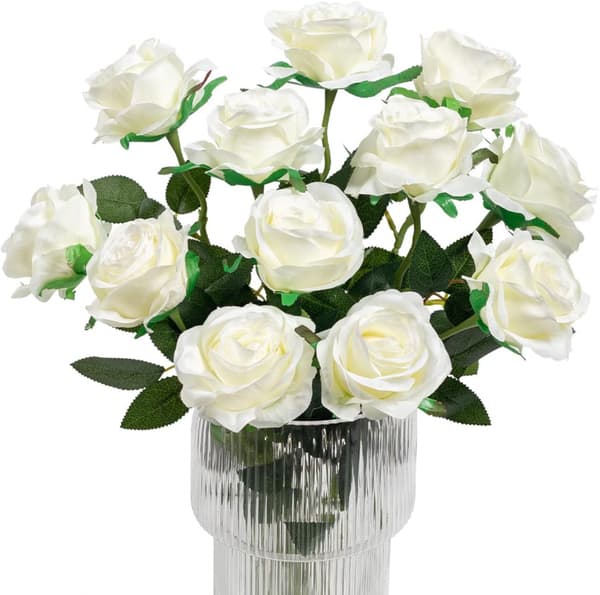 Konstgjorda rosor, vita, 12 st. White
