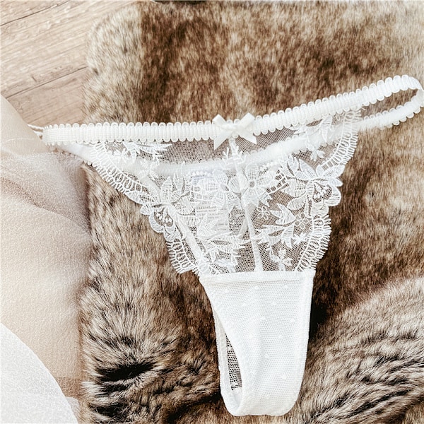 Två delar sexig string, romantisk, trendig, bekväm, transparent, vardagsplagg, inte skrymmande, lämplig för tjejer. M