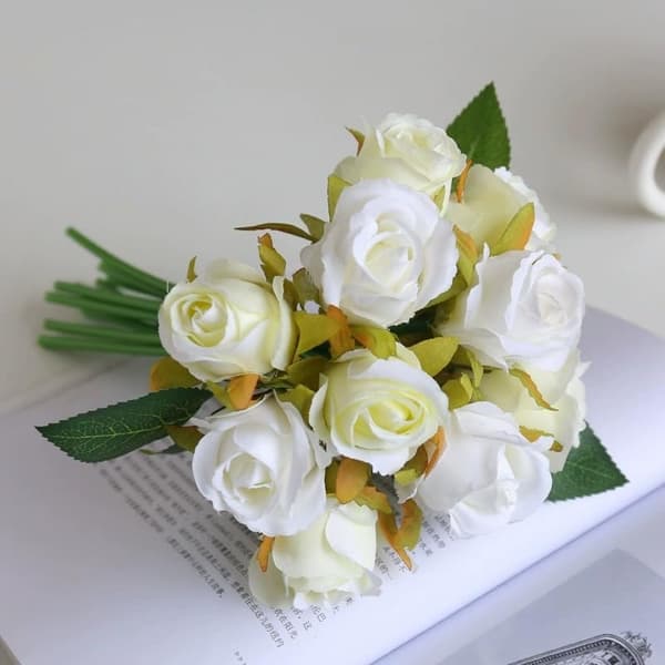 Keinotekoiset ruusut, samppanja, 1 nippu White