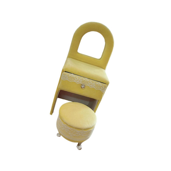 1/2 Chic smycken case för flickor Kvinnor Ringar halsband Desk Cream Yellow 1Set