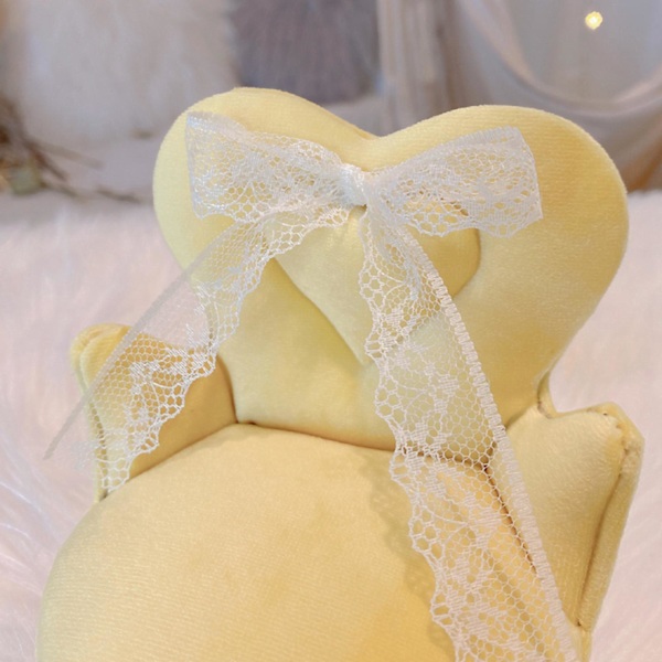 1/2 Chic smycken case för flickor Kvinnor Ringar halsband Chair Cream Yellow 1Set
