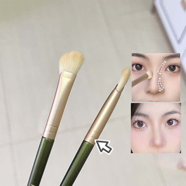 Halvfläktformad Nose Shadow Brush, Vinklad Contour Makeup Brush, Professionell Highlighter Blush Make Up Tools, 2 STK
