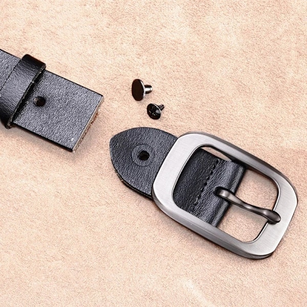 2022 Nytt Lyxmärke Högkvalitativa Dambälten i Äkta Läder 1,8 cm Bredd Bälten Gyllene Lås Spänne Klänning Jeans Tröja Midjeband Bälte Svart Black 105CM
