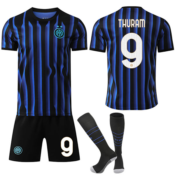 2025-2026 Inter Milan Hjemmebanetrøje Sæt til Børn Voksen med Strømper No.9 THURAM No.9 THURAM{ad} No.9 THURAM 28
