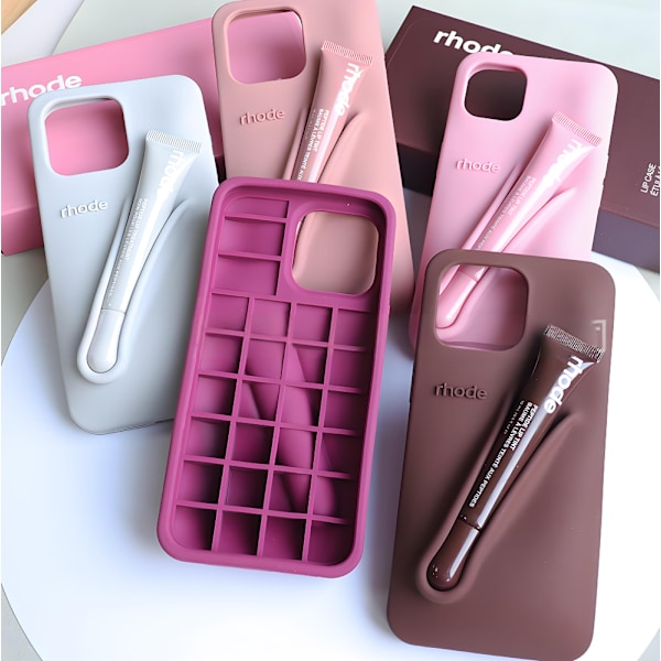 rhode 2-i-1 silikone etui med lipgloss holder, beskyttende mobil etui kompatibelt med iPhone, tilgængelig i (9 farver) Kaffebrun Coffee Brown iphone14