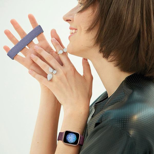 4-pakka punottu Solo Loop -ranneke, yhteensopiva Apple Watch -rannekkeiden kanssa 40 mm 41 mm 38 mm 42 mm 44 mm 45 mm 49 mm naisille ja miehille,{ad} B.Cherry/Green/Champagne/BlueGrey 38mm/40mm/41mm