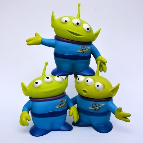 Toy Story Alien Vinylfigur, Treøjet Alien Samlerobjekt Legetøjsmodel C