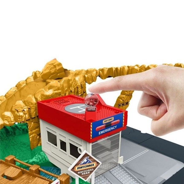 Universum miniatuuri - asuinminiatuuri - autotalli miniatuuri Matchbox