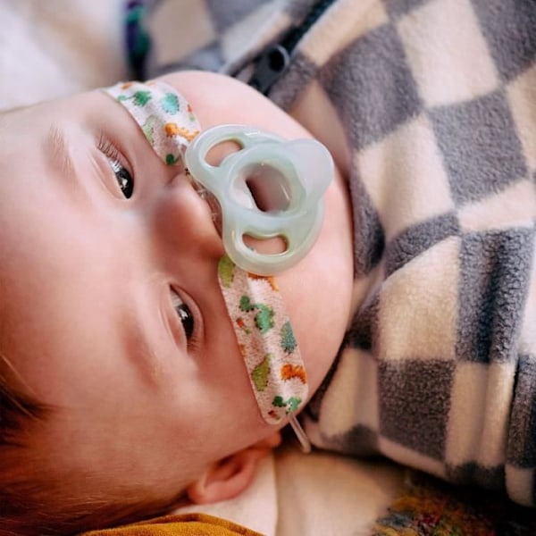 Nappar - TOMMEE TIPPEE - Ultralätt - 6-18 månader - Set med 2 BPA-fria nappar i ett stycke Gul och blå
