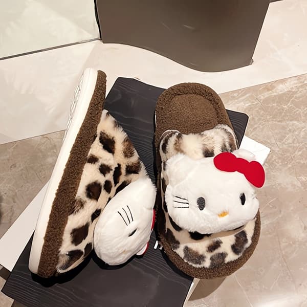 Sanrio Leopardmönstrade Varma Innetofflor Dam Leopardmönster Isolering 36 to 37 EU 37