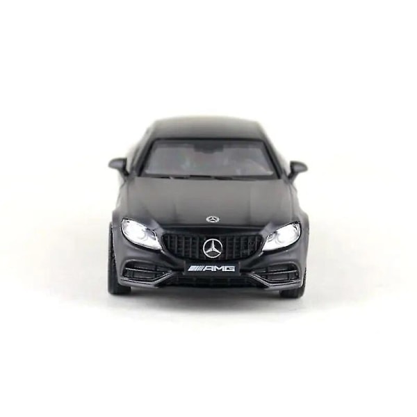 1:36 Benz C63 S Amg Diecast Samlarmodell Bilar Statisk legering Sportbil Födelsedagspresentleksaker för barn Heminredning C63 boxed5