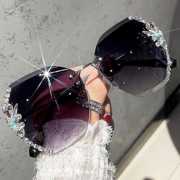 2022 Damsolglasögon Diamantsolglasögon Stort ansikte Slankt UV-beständigt Kristallskärning Båglösa solglasögon gradient grey