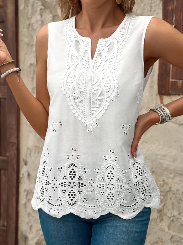 Kraftig, perforert broderi motevest White L