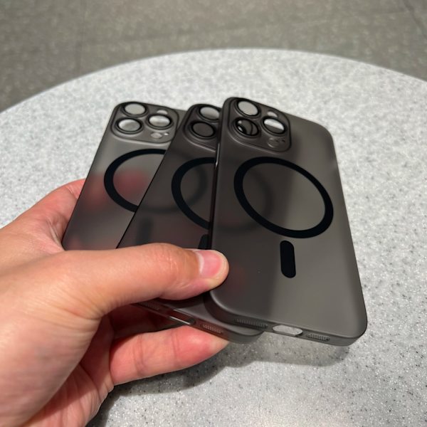 Ultratunt Matt Trådlöst Laddningsskal för iPhone 15 14 13 12 Pro Max Matt Genomskinligt Klart Hårt Magnetiskt Skal för Magsafe Clear For iPhone 15