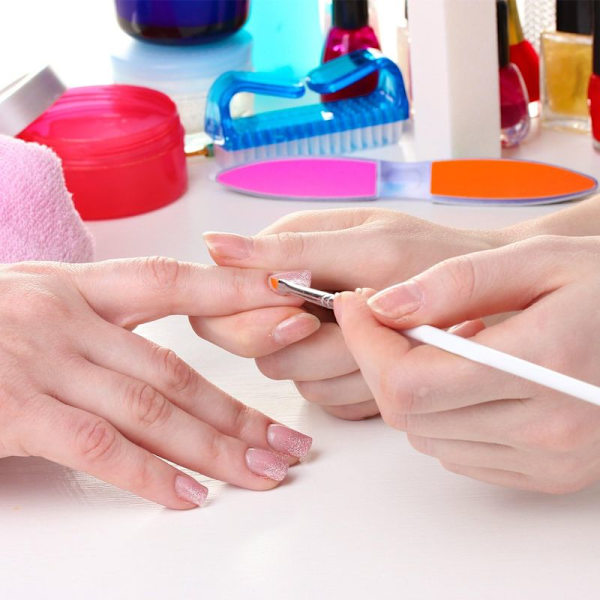 Nail Brushes Compatible with Daily Use 4 Different Types of