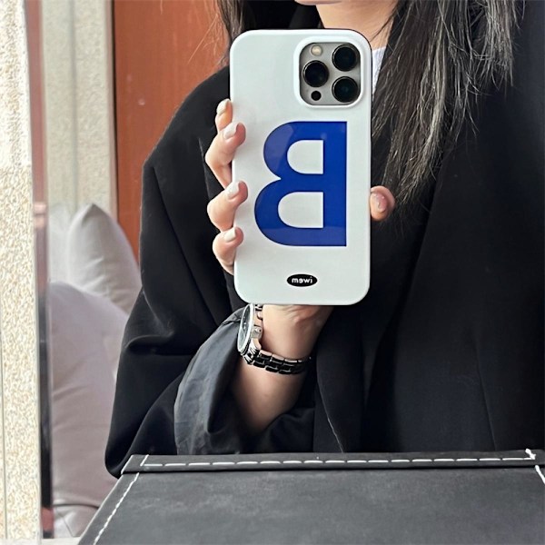 Skal för iPhone13Pro Enkelt storstil kreativt mobiltelefon mjukt skal