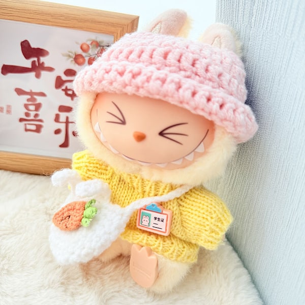 Hänge Japanskt handgjort rosa och gult tredelat set, (endast kläder) 17cm hänge blind box macaron Labubu Time to chill dockkläder