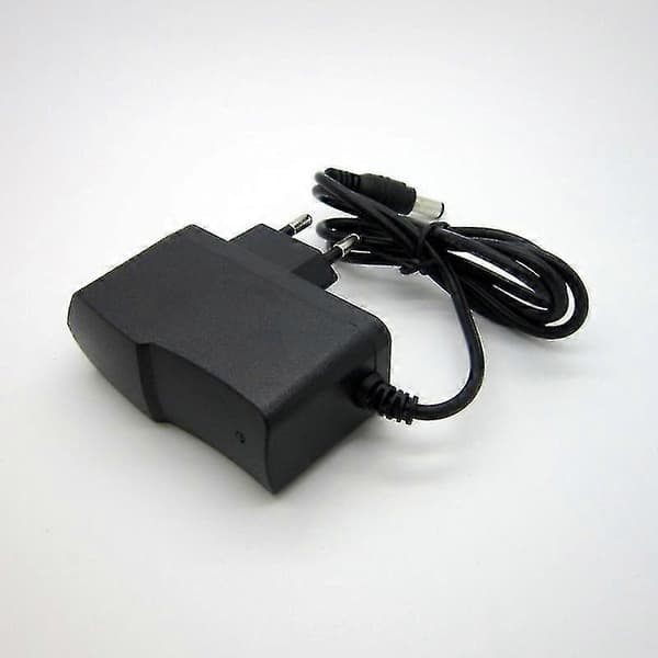 AC 100-240V DC 5V 2A EU Plugg Veggadapter Konverter Strømforsyningskabel