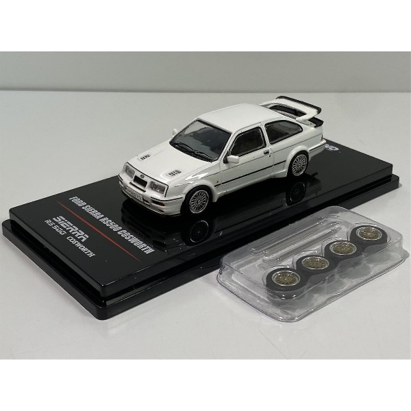 Ford Sierra Rs500 Cosworth Diamond White 1986 1:64 Inno 64 In64rs500diwh