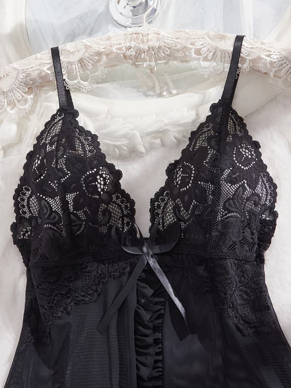 Sexig V-ringad spetsunderklänning för damer, alla årstider, med gratis stringtrosa Black M