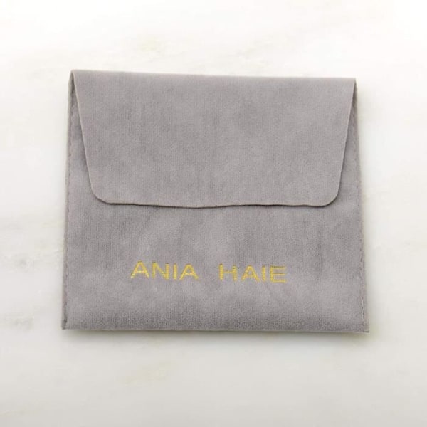 Ania Haie 2K Minimalism Collection