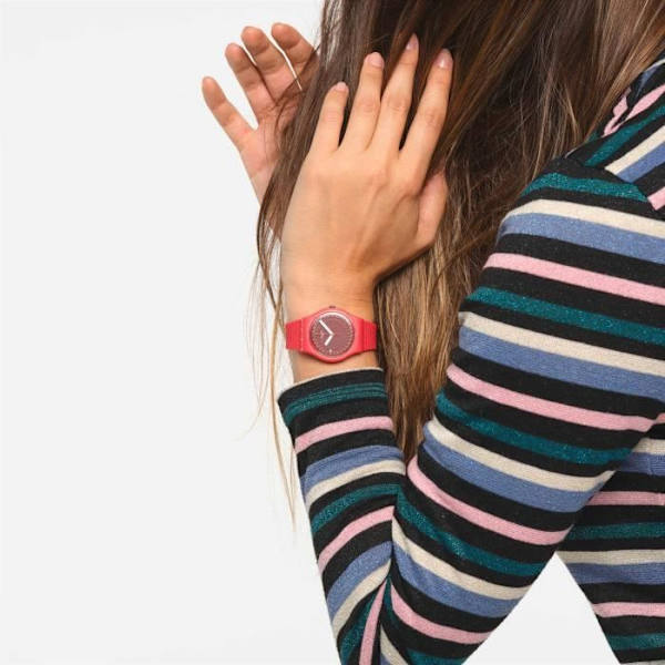 Ur - SWATCH - CYKLER I SOLEN - 34mm - Silikone - Vandtæthed 3 ATM skrikrosa