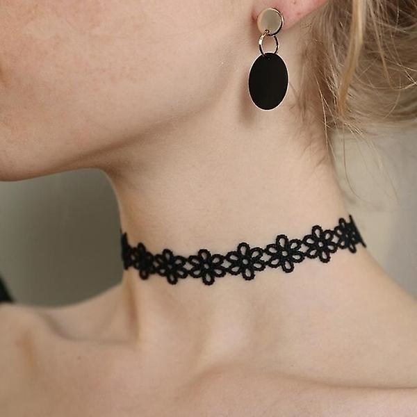 Spets Halsband