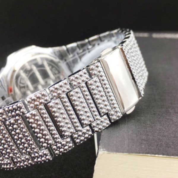 Unisex Luxury Full Diamond Watch Silver Gold Fashion Quartz Analo